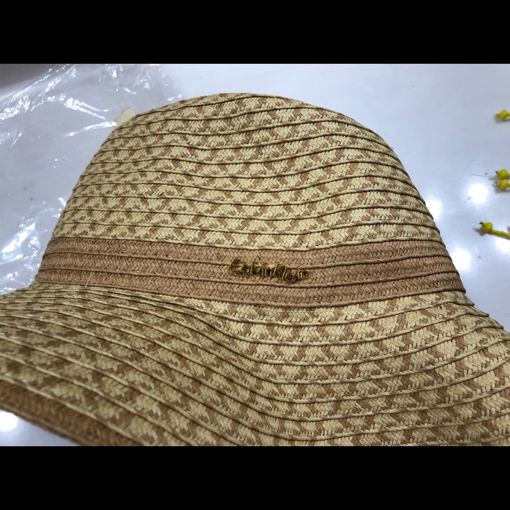 CALVIN KLEIN HAT